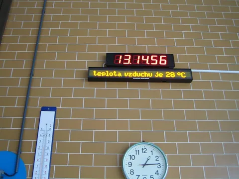 Světelná tabule pro plavecké bazény SU 343