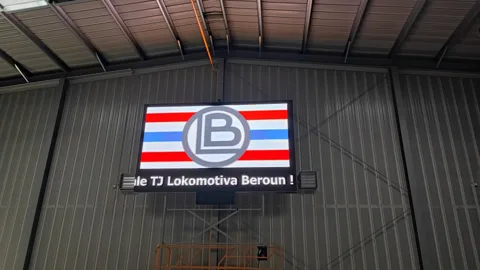 Beroun obrazovka halová