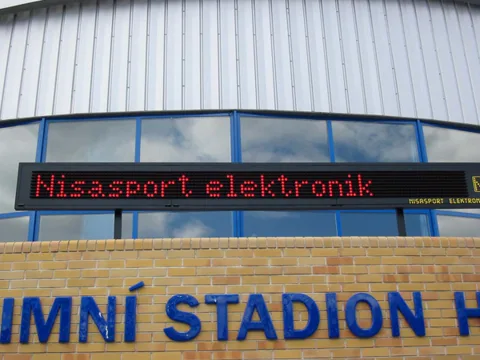 Hradec Králové zimní stadion SU336